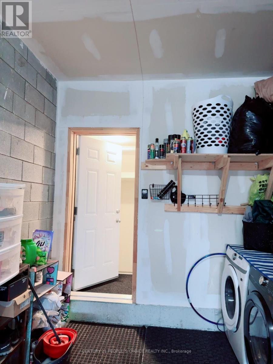 Bsmt - 118 Blackwell Crescent, Bradford West Gwillimbury, Ontario  L3Z 4L4 - Photo 23 - N12630962