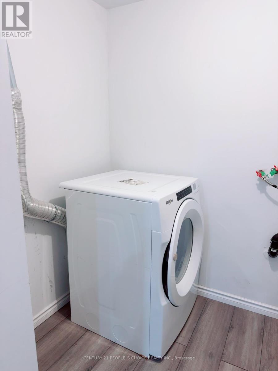 Bsmt - 118 Blackwell Crescent, Bradford West Gwillimbury, Ontario  L3Z 4L4 - Photo 15 - N12630962