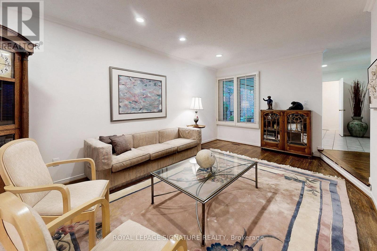 48 Millcroft Way, Vaughan, Ontario  L4J 6N9 - Photo 8 - N12646978