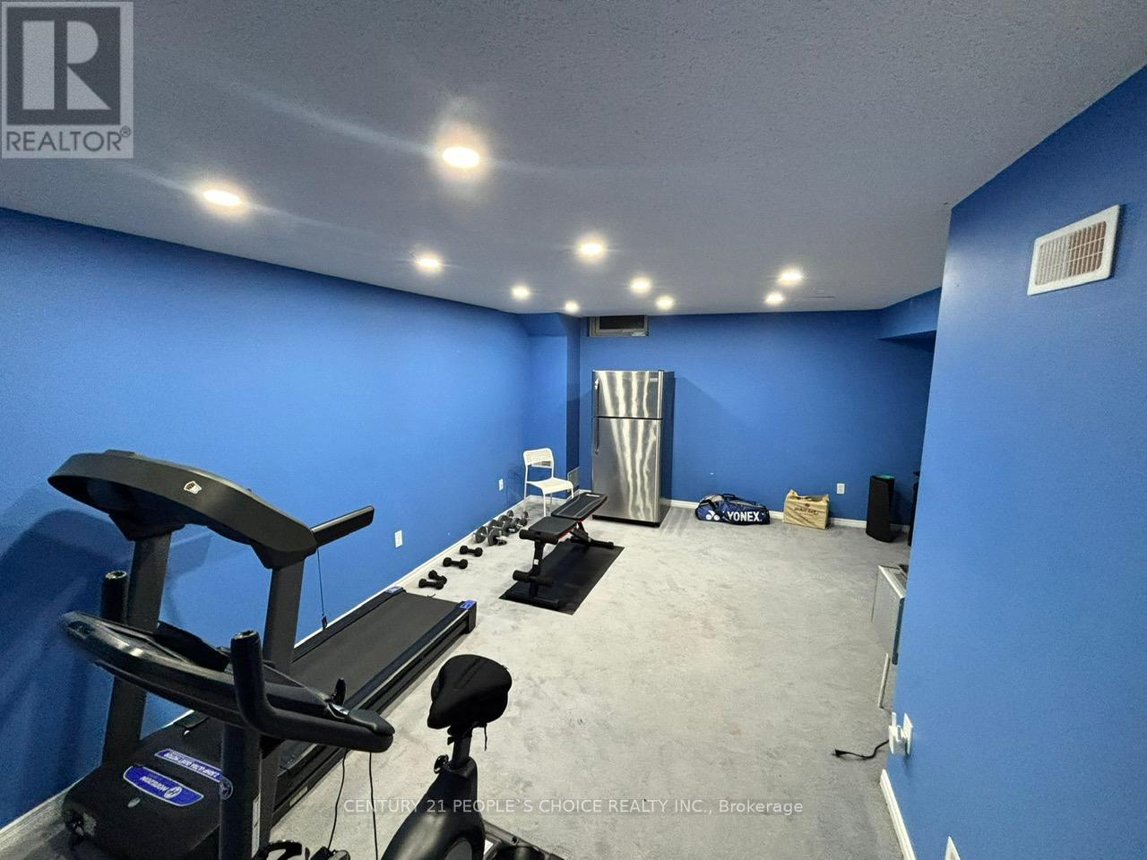 328 Black Drive, Milton, Ontario  L9T 6S2 - Photo 7 - W12646976