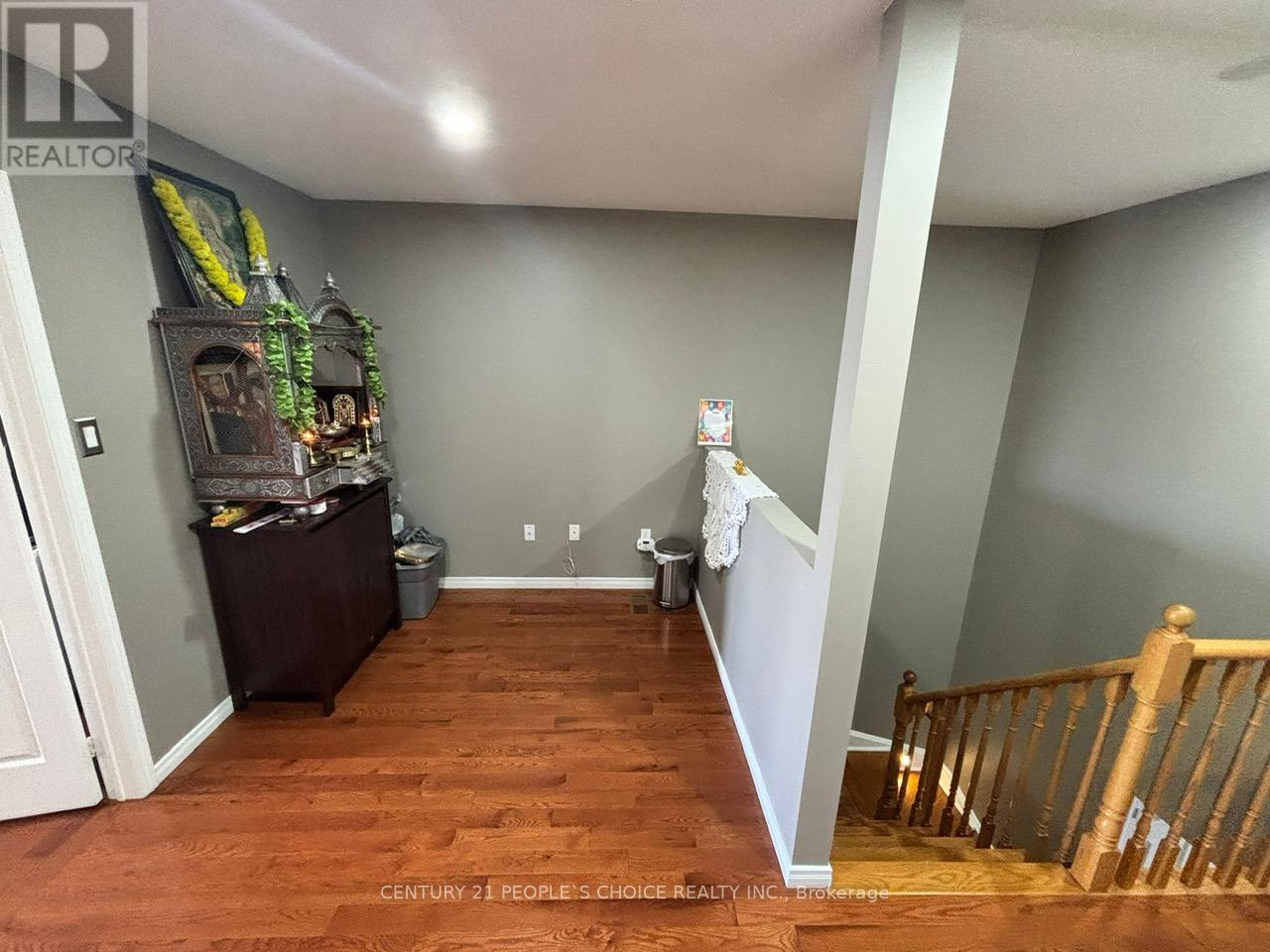 328 Black Drive, Milton, Ontario  L9T 6S2 - Photo 9 - W12646976