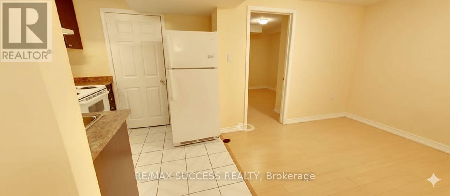 3974 Freeman Terrace S, Mississauga, Ontario  L5M 6R1 - Photo 4 - W12646984