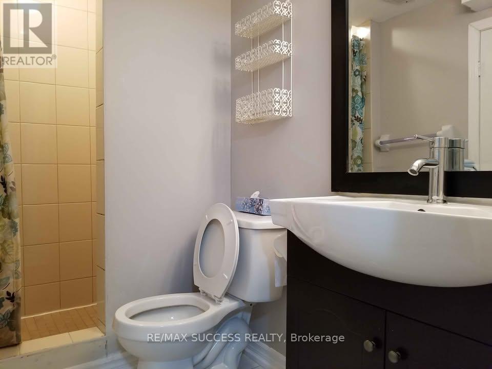 3974 Freeman Terrace S, Mississauga, Ontario  L5M 6R1 - Photo 7 - W12646984