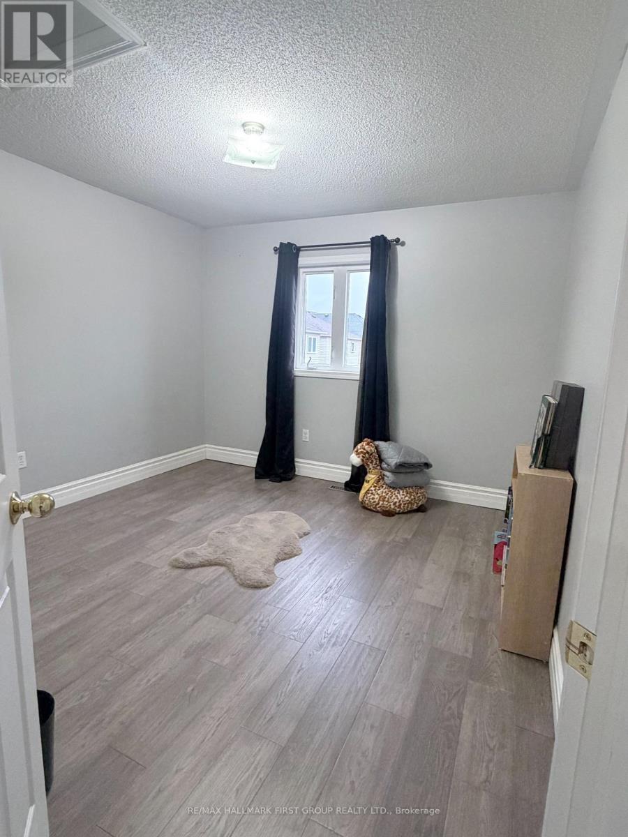 82 Hutton Place, Clarington, Ontario  L1C 5K1 - Photo 11 - E12647066