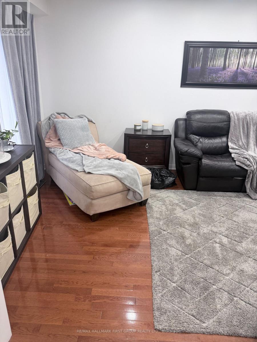 82 Hutton Place, Clarington, Ontario  L1C 5K1 - Photo 3 - E12647066