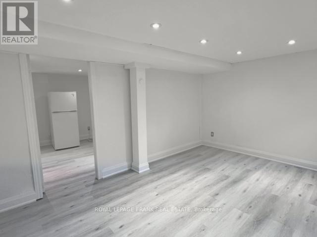 109 Flora Drive, Toronto, Ontario  M1P 1A7 - Photo 13 - E12647082