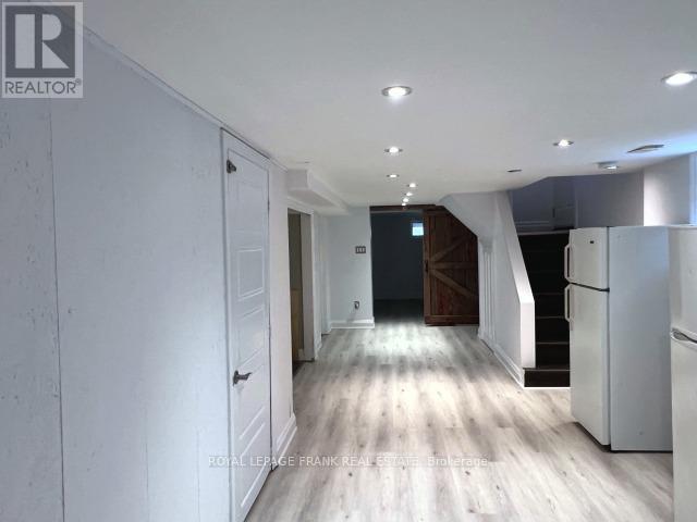 109 Flora Drive, Toronto, Ontario  M1P 1A7 - Photo 15 - E12647082