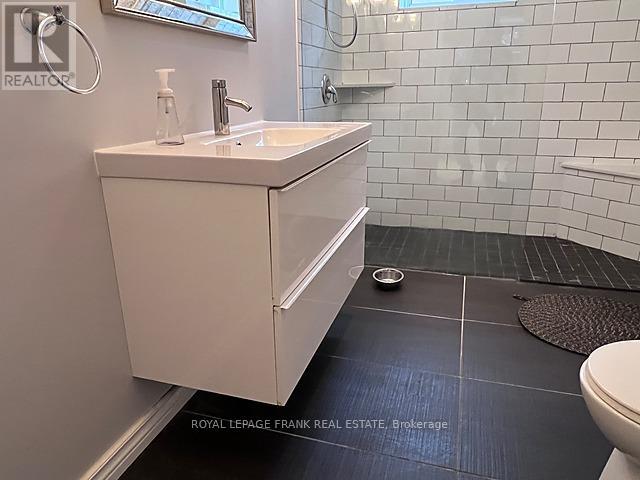 109 Flora Drive, Toronto, Ontario  M1P 1A7 - Photo 22 - E12647082