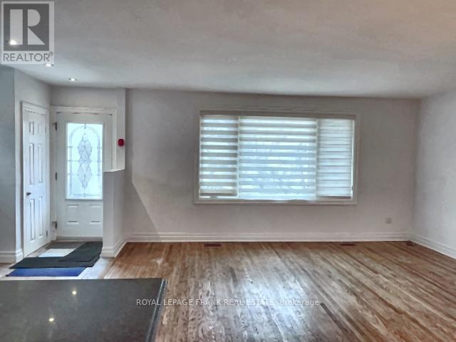 109 Flora Drive, Toronto, Ontario  M1P 1A7 - Photo 5 - E12647082