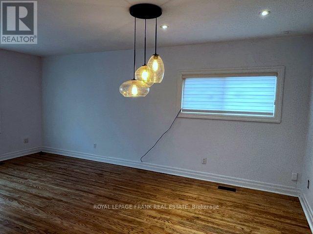 109 Flora Drive, Toronto, Ontario  M1P 1A7 - Photo 6 - E12647082