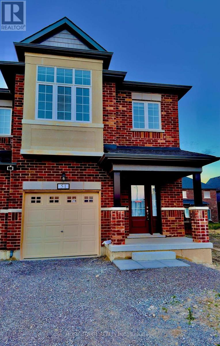 51 SAPPHIRE WAY, Thorold, Ontario