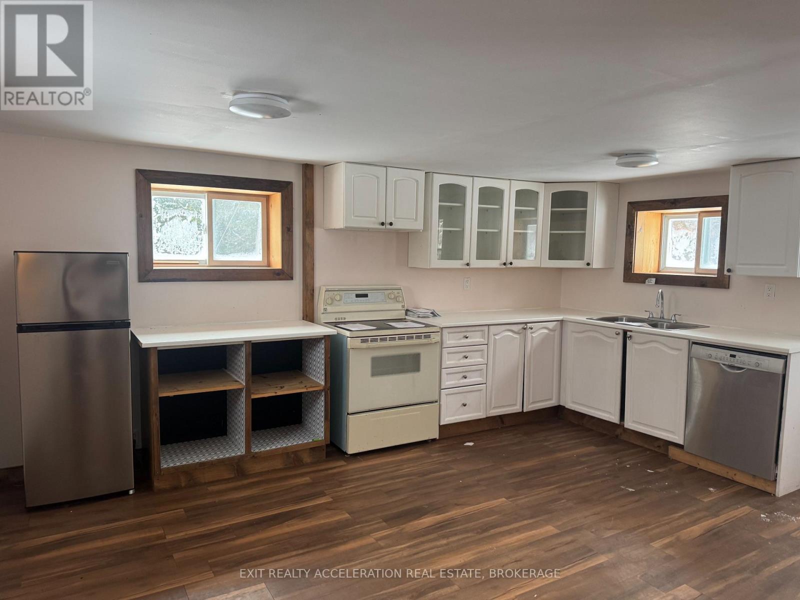 27 Hartsmere Road, Carlow/mayo, Ontario  K0L 2M0 - Photo 3 - X12647008