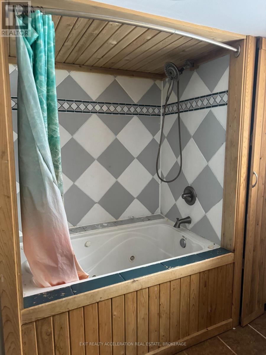 27 Hartsmere Road, Carlow/mayo, Ontario  K0L 2M0 - Photo 7 - X12647008