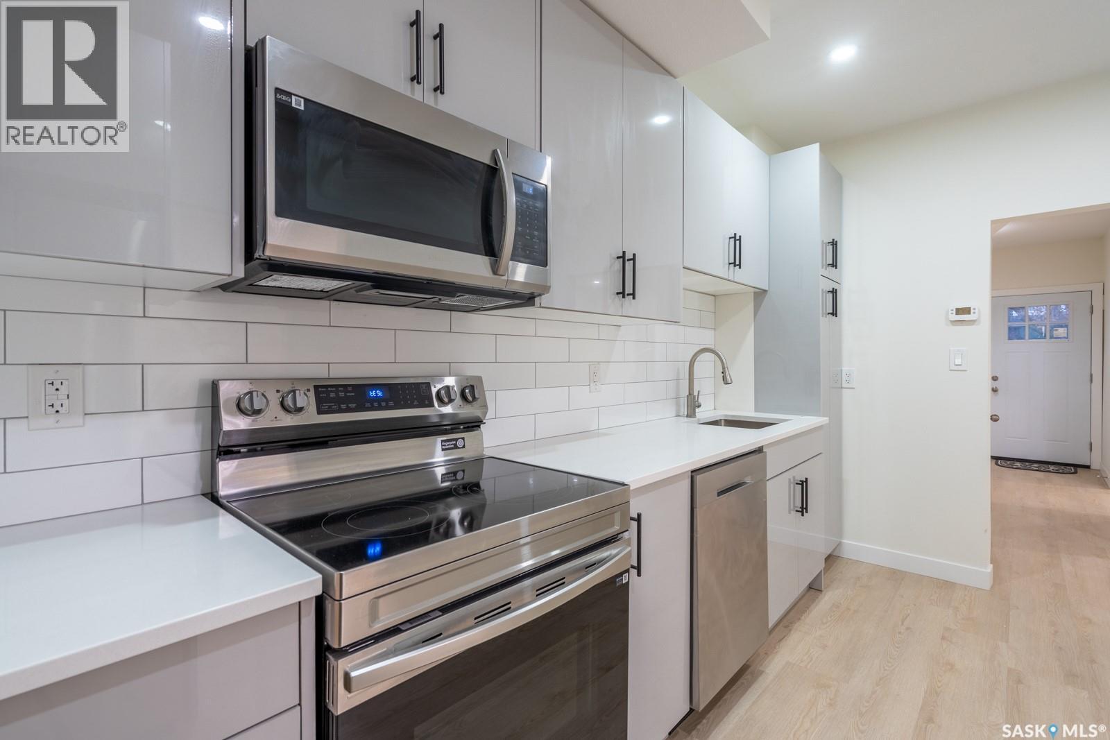 1906 CAMERON STREET, Regina, Saskatchewan