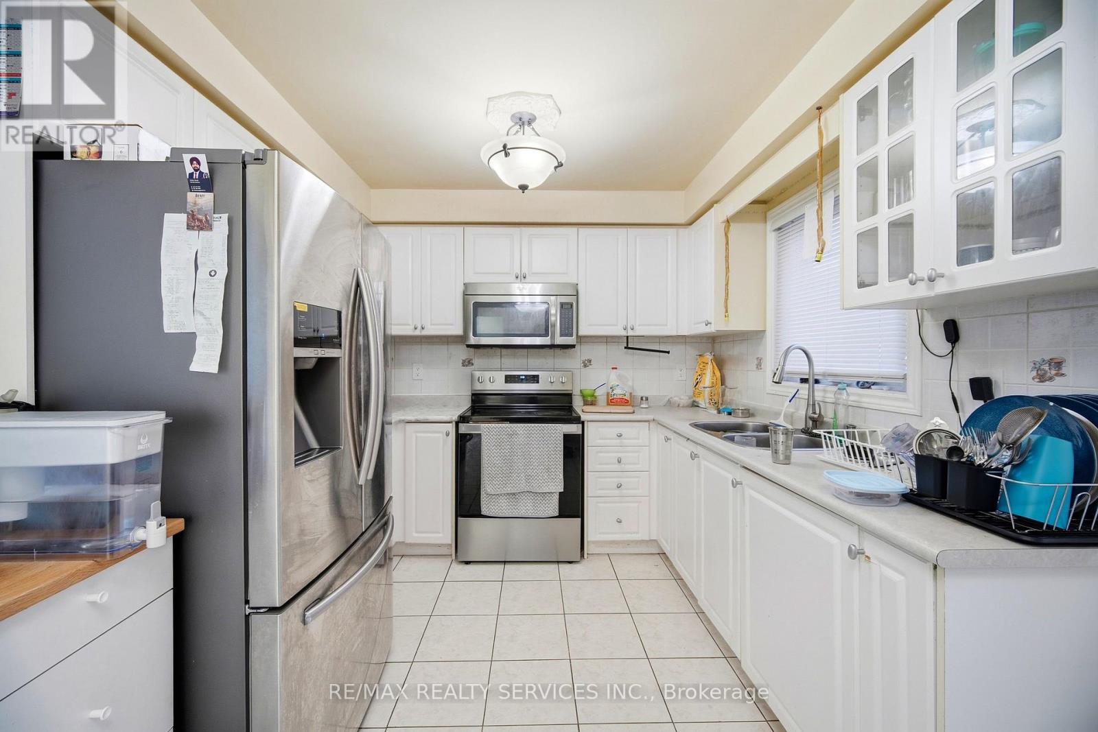 19 Flatlands Way, Brampton, Ontario  L6R 2B5 - Photo 12 - W12631300