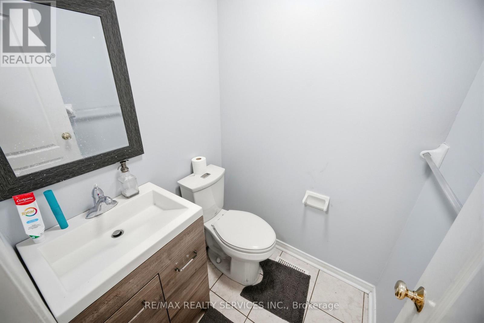 19 Flatlands Way, Brampton, Ontario  L6R 2B5 - Photo 16 - W12631300