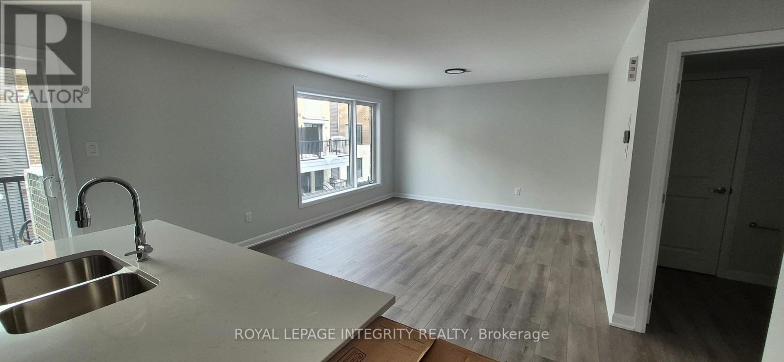 10 - 401 Glenroy Gilbert Drive, Ottawa, Ontario  K2J 7N7 - Photo 6 - X12647092