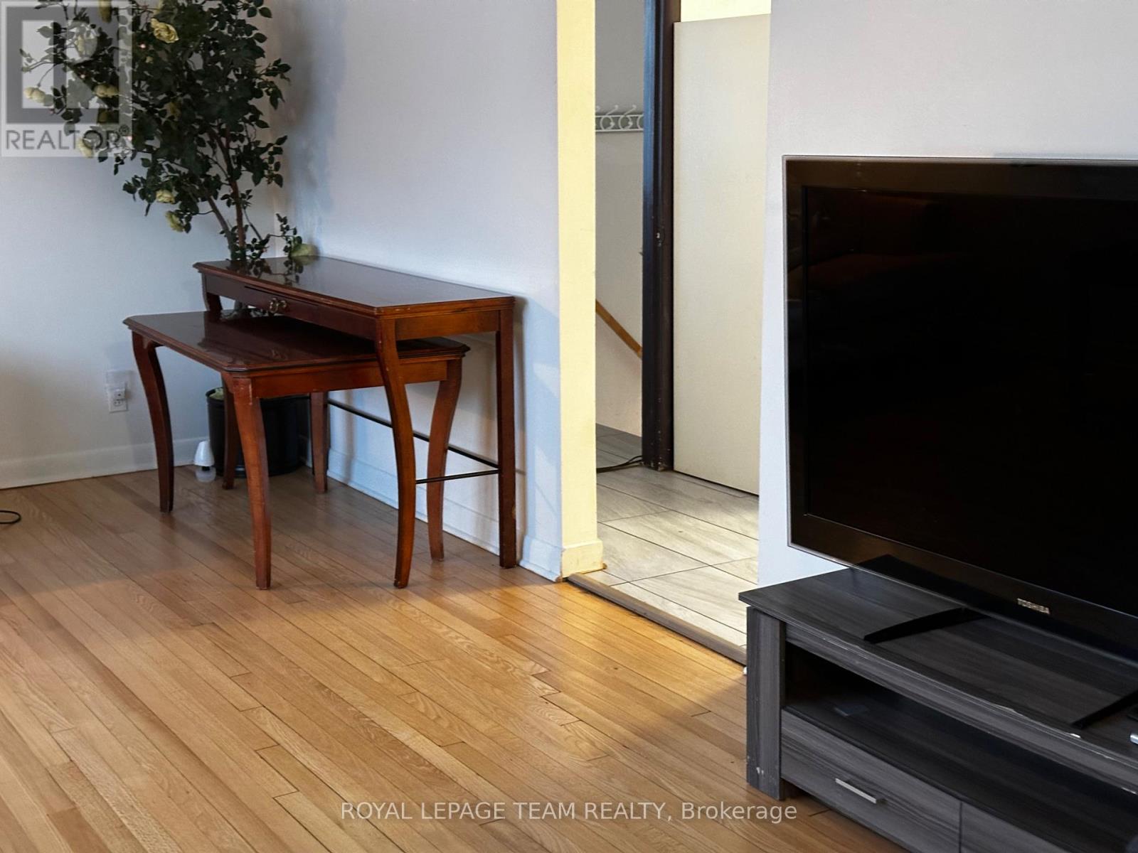 3590 Devine Road, Ottawa, Ontario  K4B 1S4 - Photo 2 - X12647094