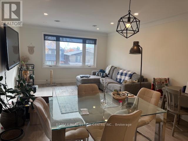 Upper Floor Only For Rent - 22 Branch Avenue, Toronto, Ontario  M8W 1M7 - Photo 2 - W12571510