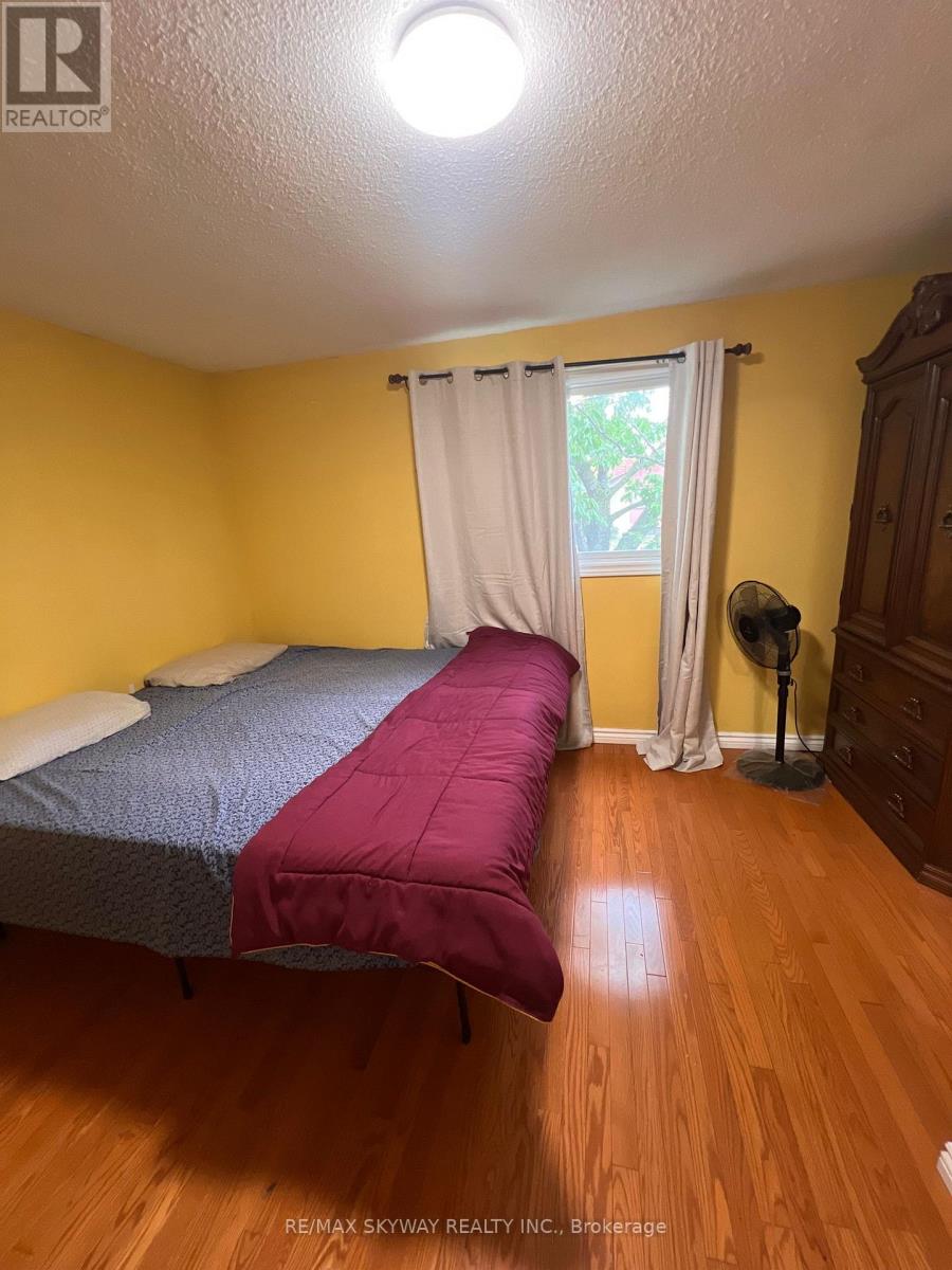 162 Cedarwoods Crescent, Kitchener, Ontario  N2C 2J8 - Photo 26 - X12390057