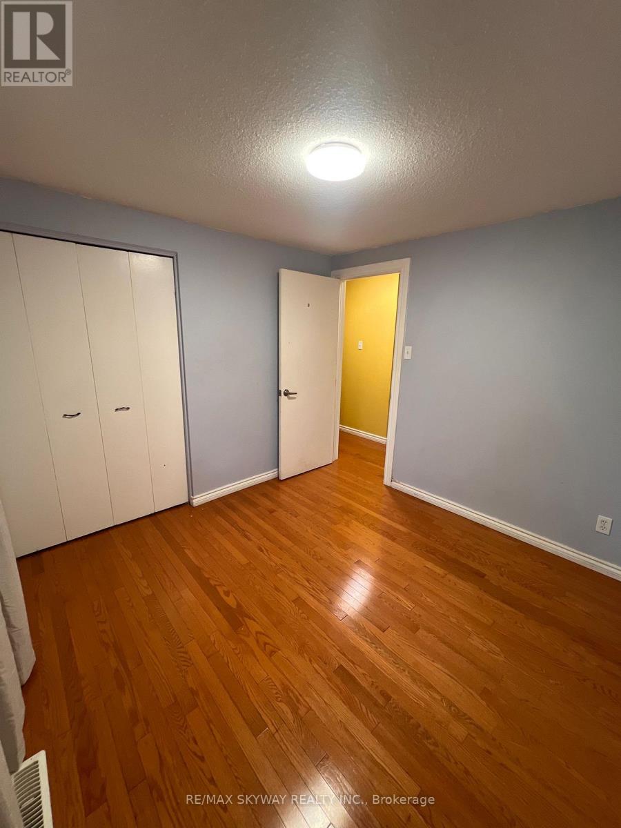 162 Cedarwoods Crescent, Kitchener, Ontario  N2C 2J8 - Photo 22 - X12390057