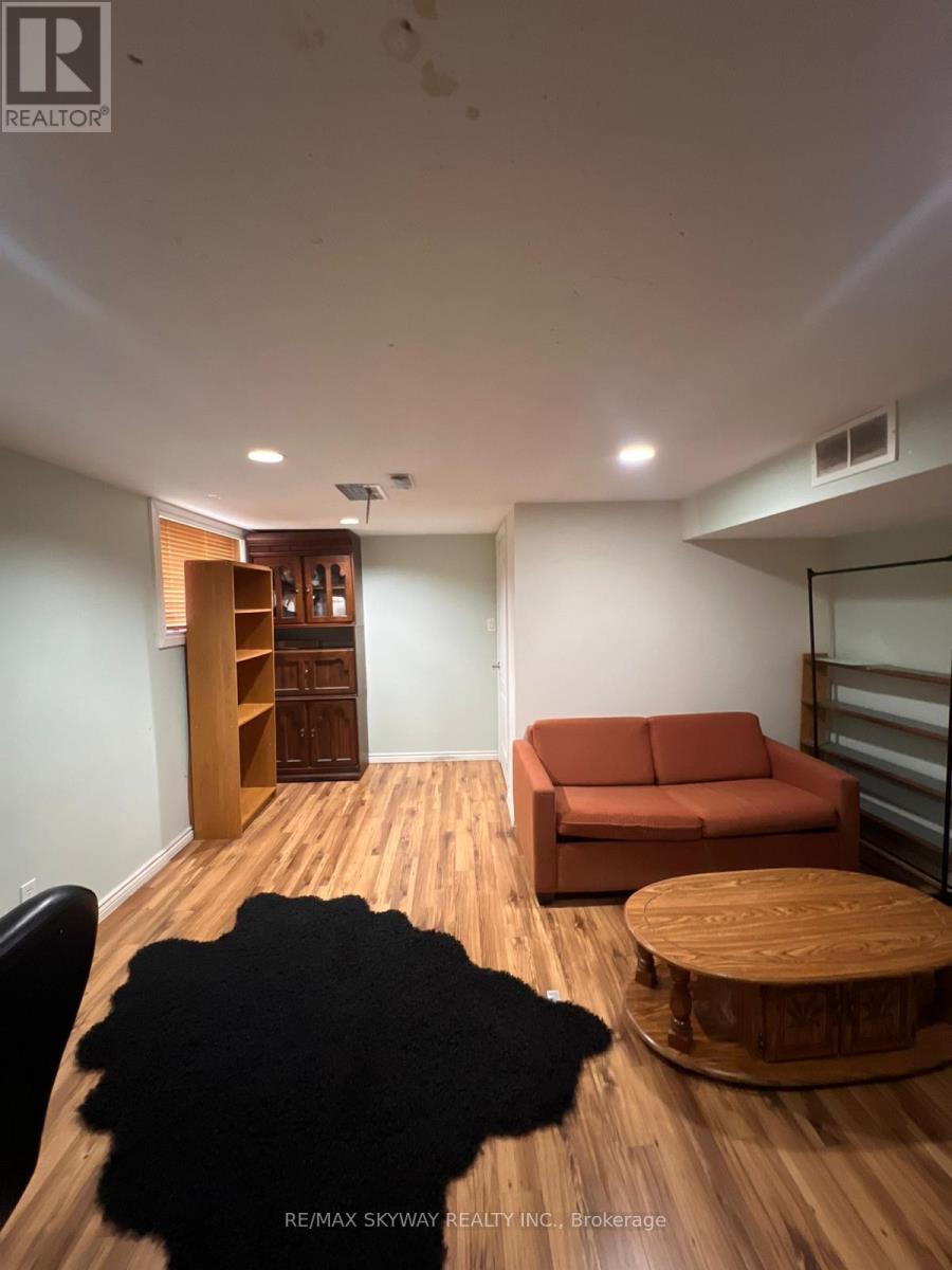 162 Cedarwoods Crescent, Kitchener, Ontario  N2C 2J8 - Photo 42 - X12390057