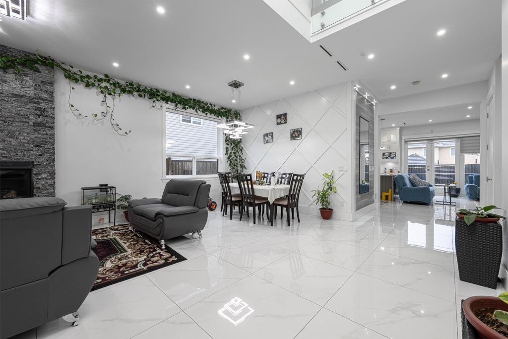 13306 90 Avenue, Surrey, British Columbia  V3V 1C1 - Photo 4 - R3074683