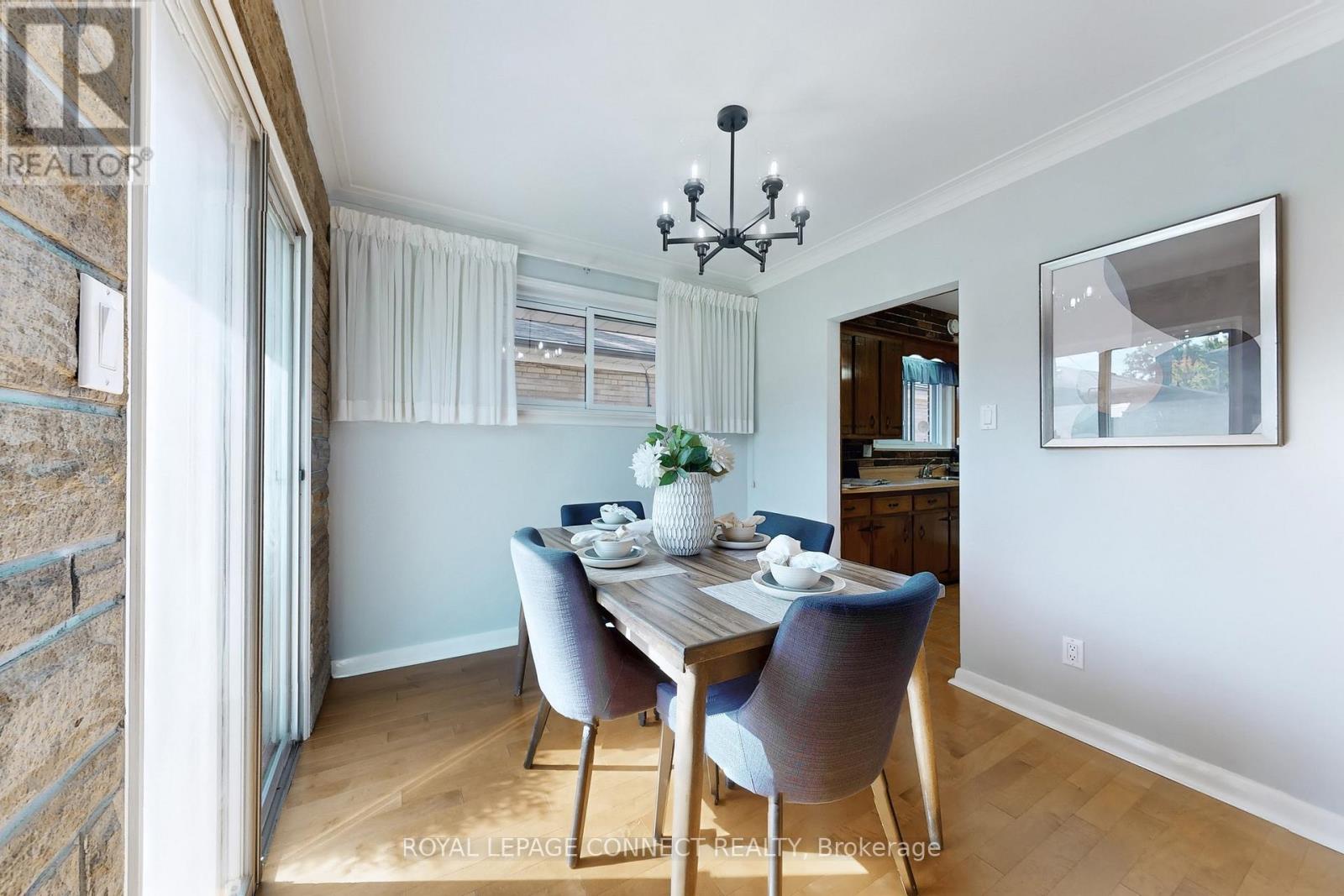 14 Dalehurst Avenue, Toronto, Ontario  M1G 2X8 - Photo 11 - E12647044