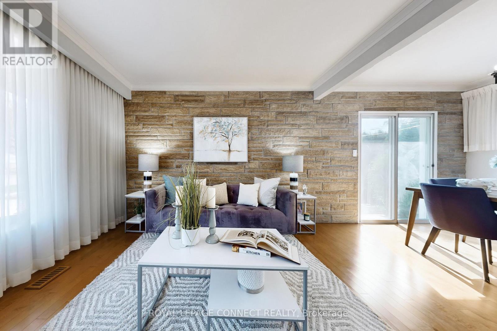 14 Dalehurst Avenue, Toronto, Ontario  M1G 2X8 - Photo 7 - E12647044