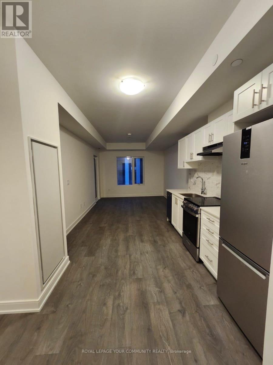 907 - 693 Davis Drive, Newmarket, Ontario  L3Y 2R2 - Photo 4 - N12647078