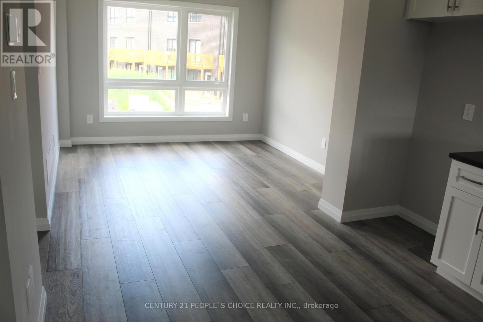 37 - 720 Grey Street, Brantford, Ontario  N3S 0K2 - Photo 4 - X12646120