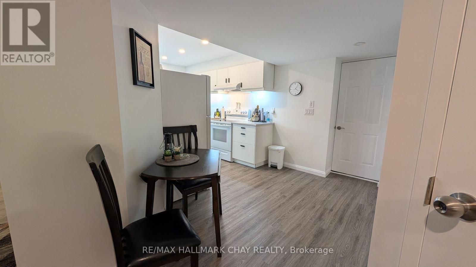 Unit B - 325 Peter Street N, Orillia, Ontario  L3V 5A4 - Photo 16 - S12647026