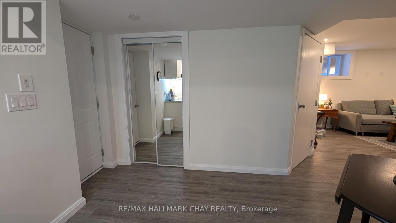 Unit B - 325 Peter Street N, Orillia, Ontario  L3V 5A4 - Photo 18 - S12647026