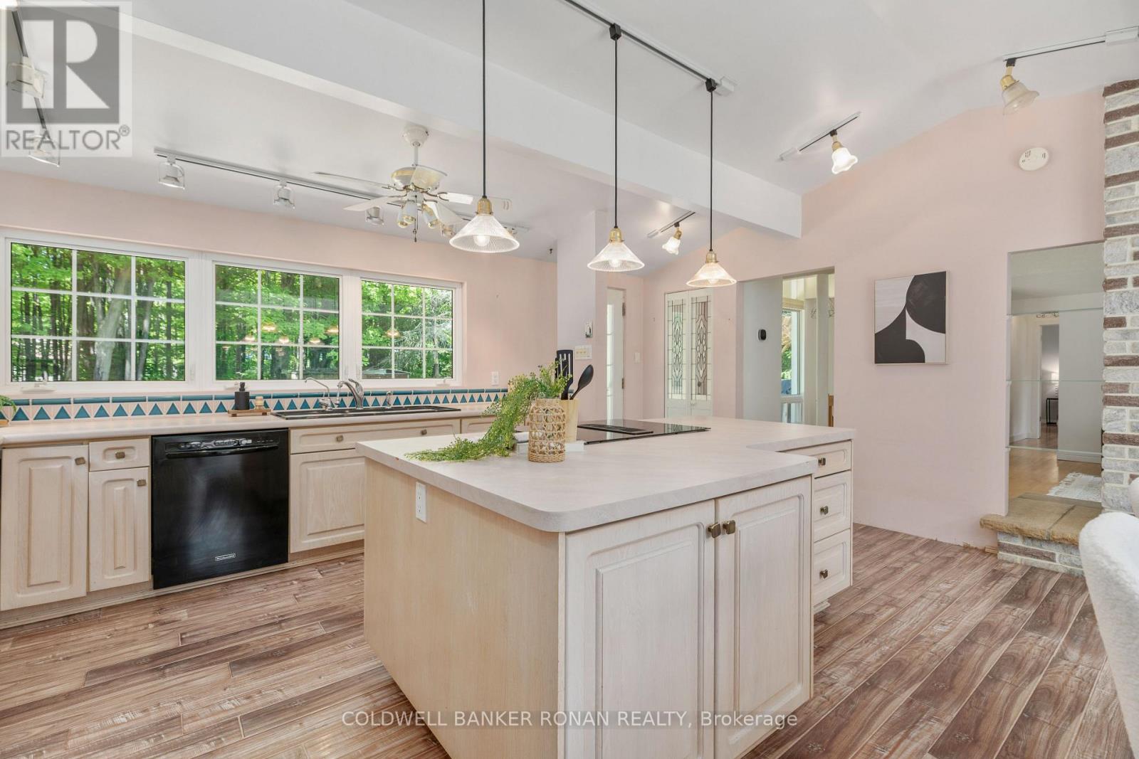 953026 7th Line, Mono, Ontario  L9W 6E6 - Photo 7 - X12637390