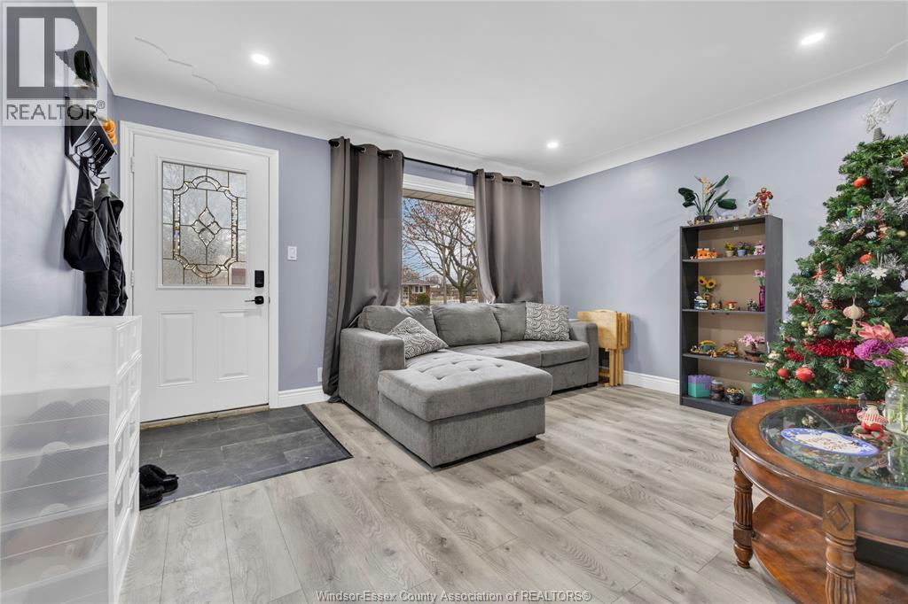 1879-81 Ford, Windsor, Ontario  N8T 2E2 - Photo 15 - 25031959