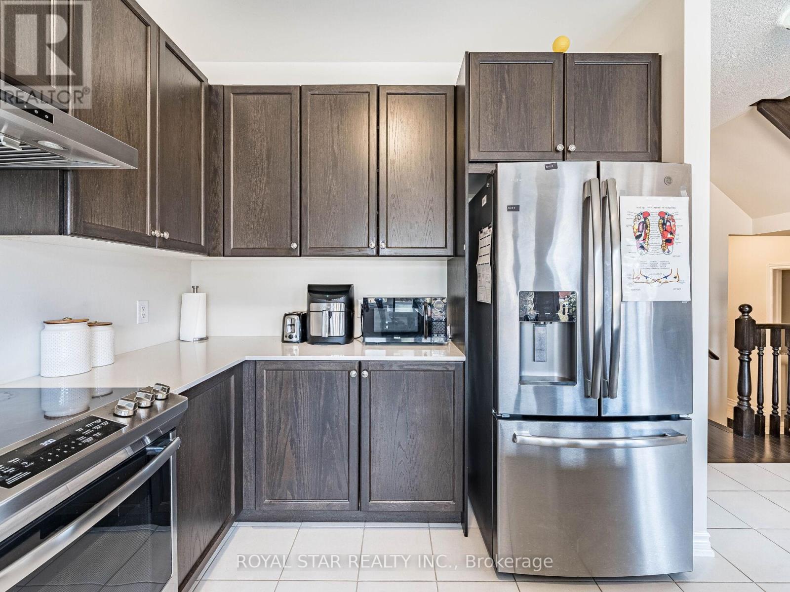 178 Newhouse Boulevard, Caledon, Ontario  L7C 4E1 - Photo 15 - W12647002