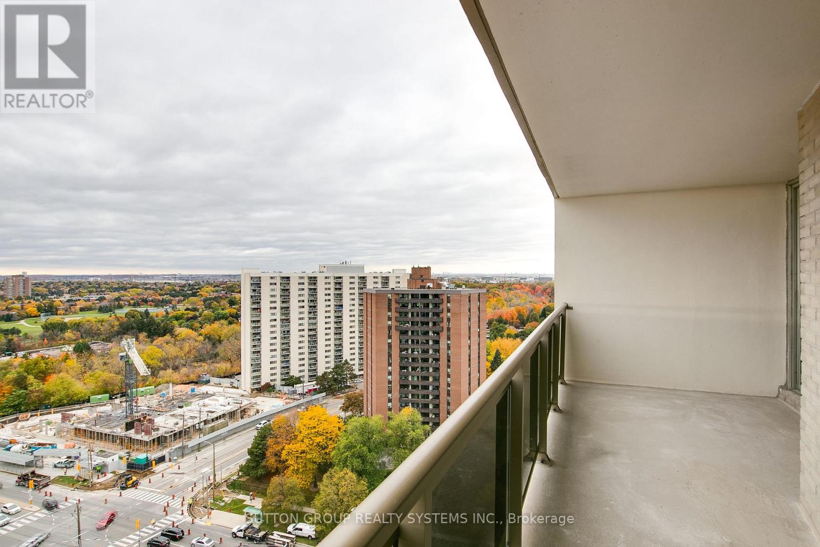 2107 - 820 Burnhamthorpe Road, Toronto, Ontario  M9C 4W2 - Photo 31 - W12647030