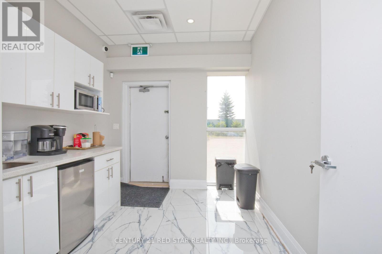 8 - 1200 Derry Road E, Mississauga, Ontario  L5T 0B3 - Photo 28 - W12647058