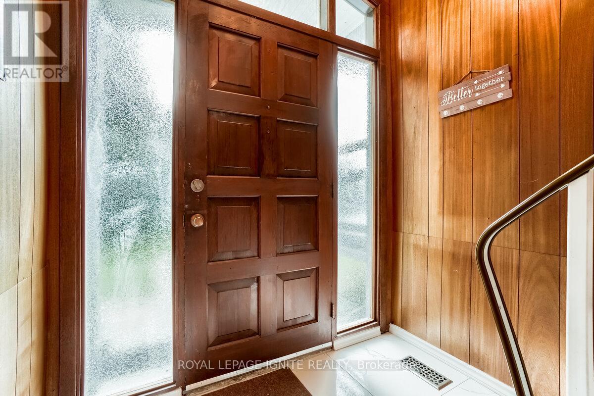 5812 Beech Grove, Caledon, Ontario  L7K 0M7 - Photo 5 - W12647084