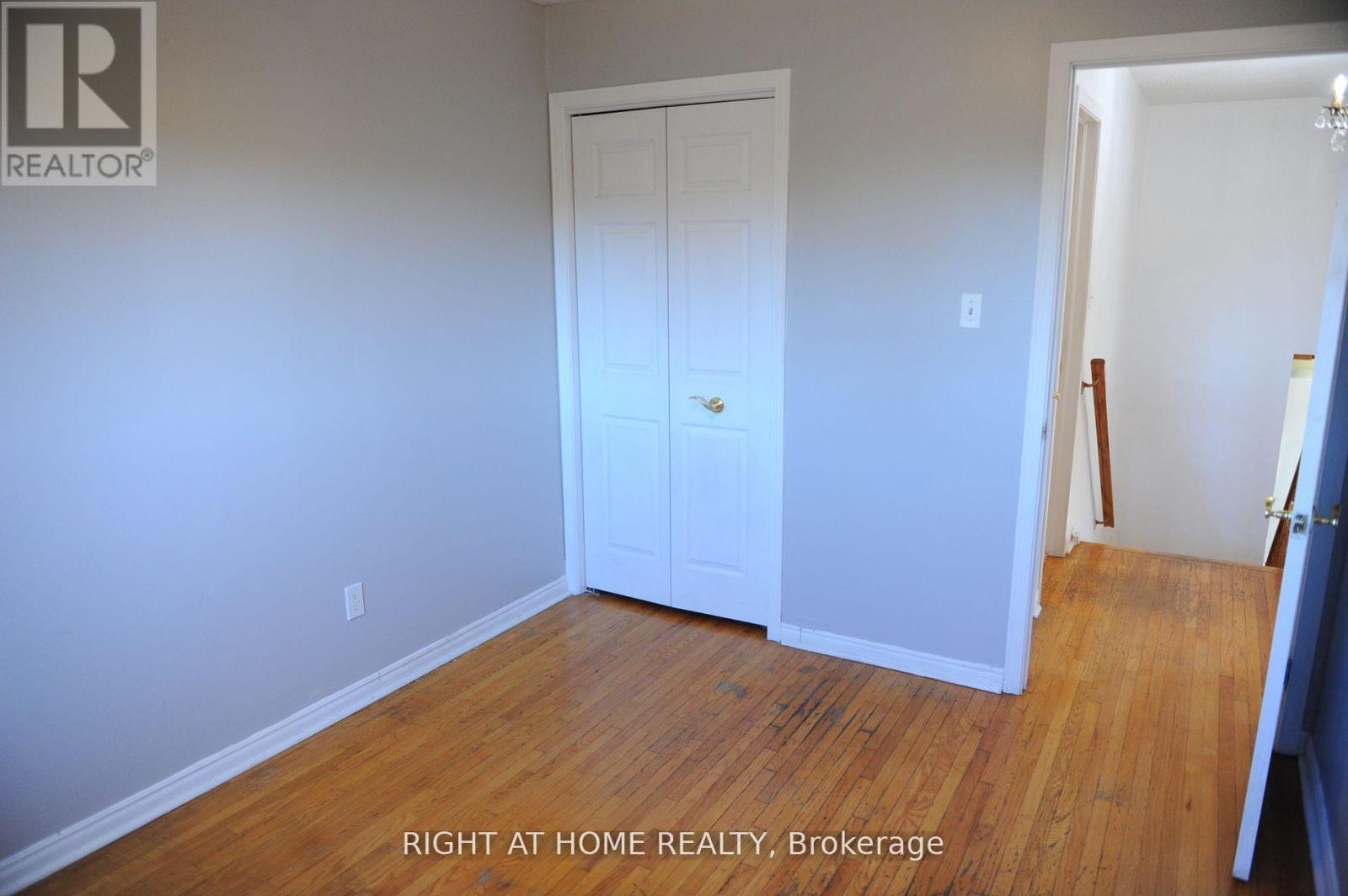 Upper - 1618 Corkstone Glade, Mississauga, Ontario  L4W 2E7 - Photo 16 - W12647090