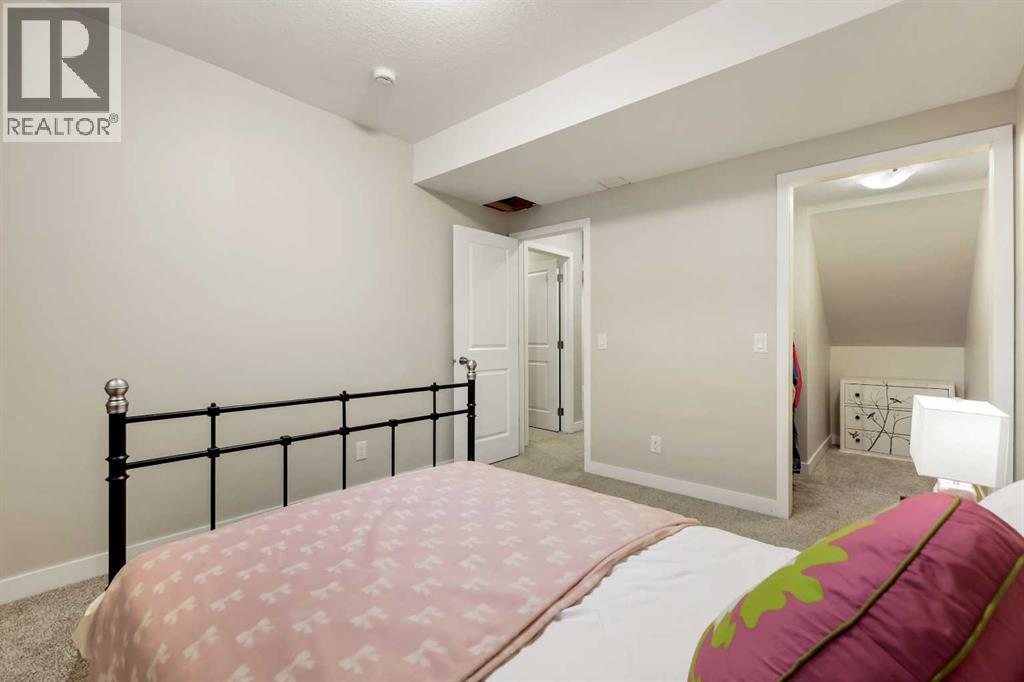 76 Legacy Glen Row Se, Calgary, Alberta  T2X 3Y9 - Photo 40 - A2264228