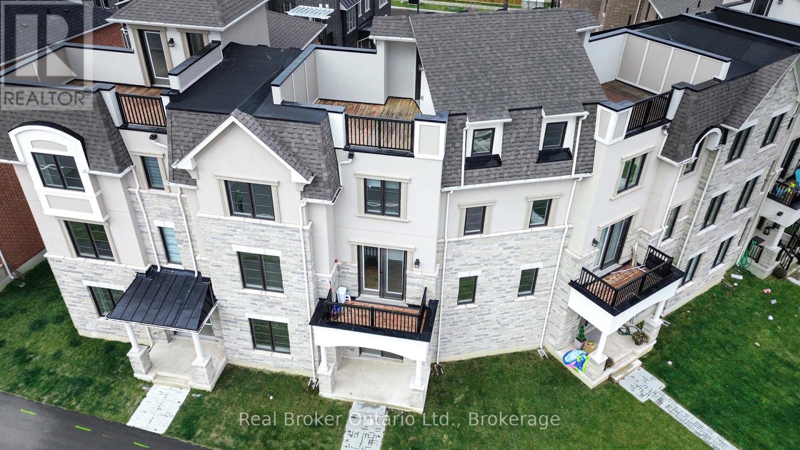 1397 William Halton Parkway, Oakville, Ontario  L6M 5N8 - Photo 3 - W12647110