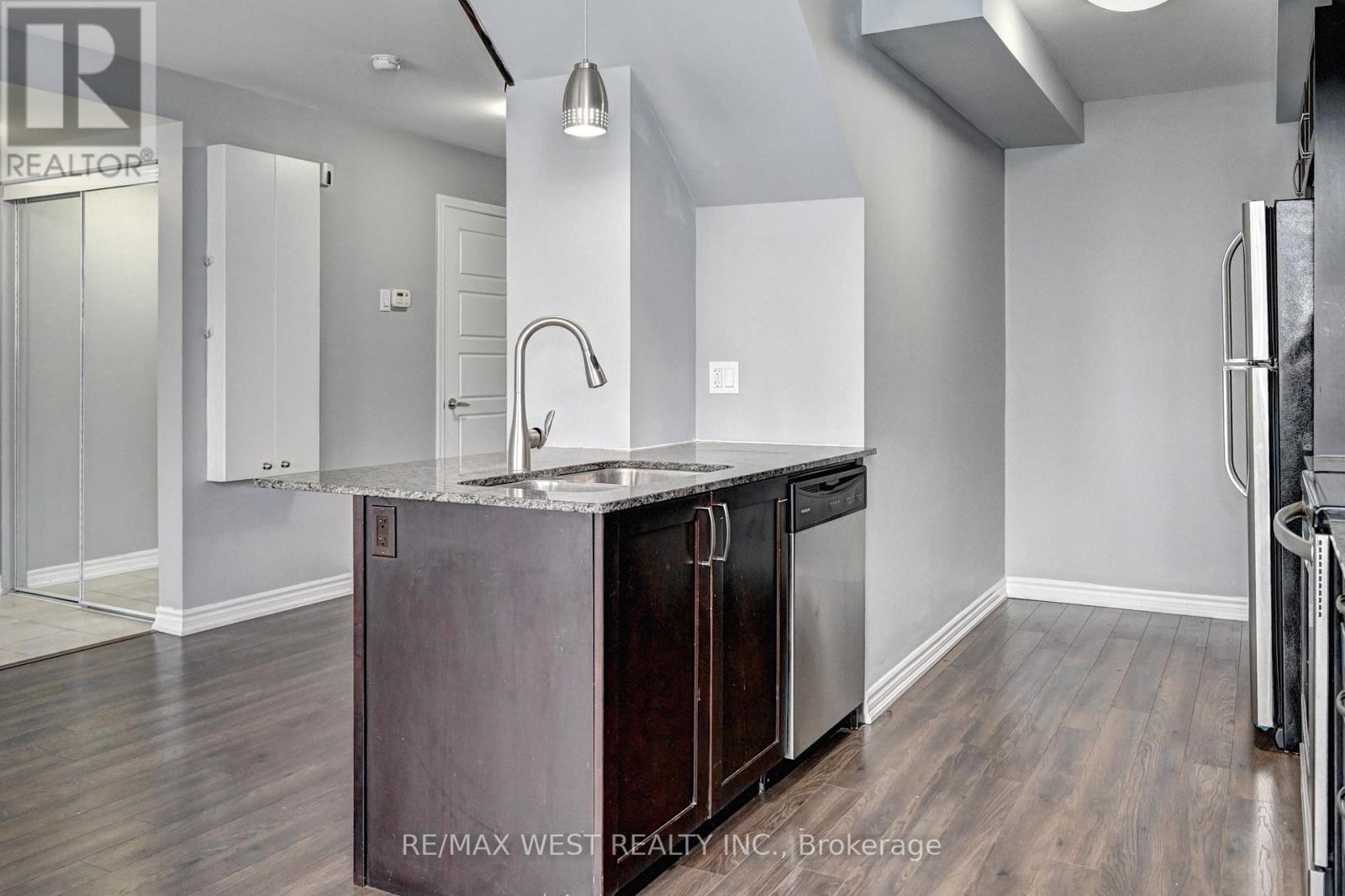 118 Daylily Lane, Kitchener, Ontario  N2R 0L7 - Photo 21 - X12617250