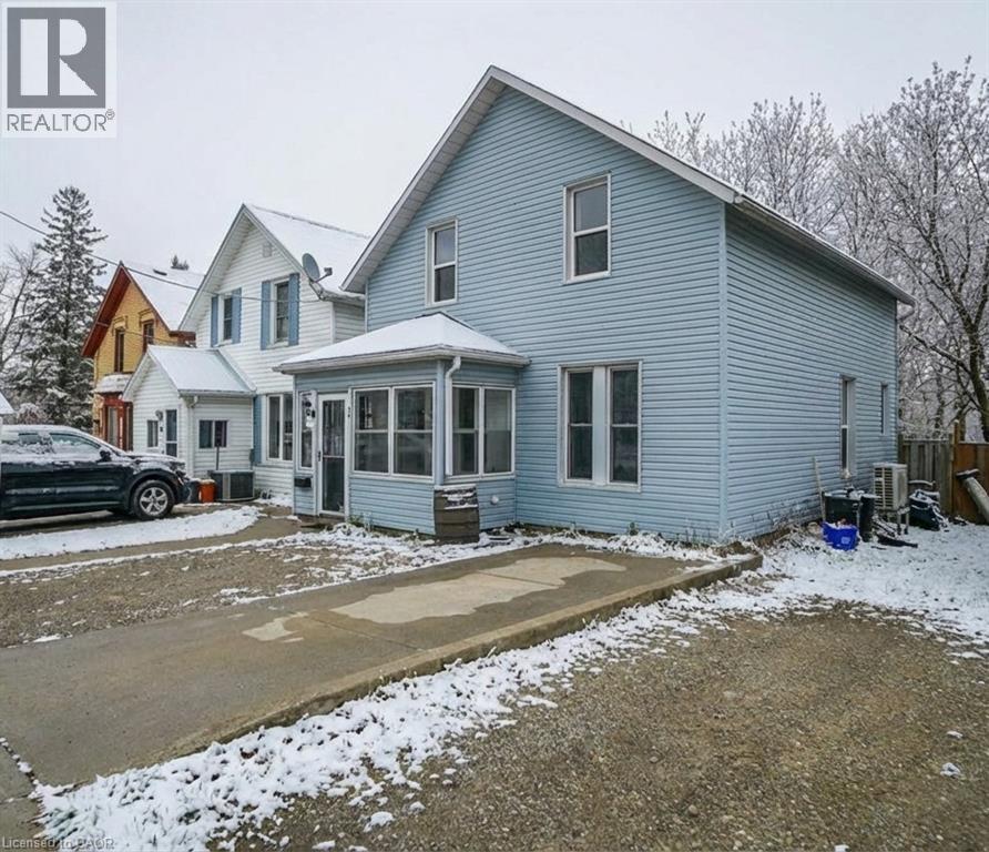 38 Bergey Street, Cambridge, Ontario  N3C 1P6 - Photo 2 - 40794128