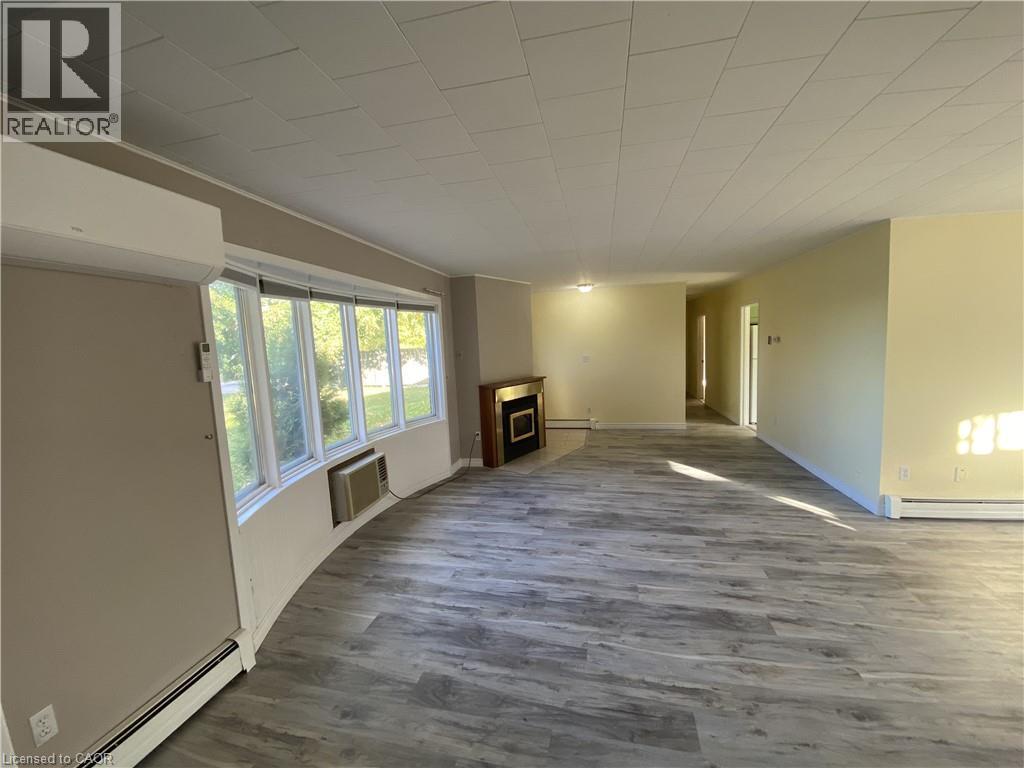 5220-5226 Greenlane Road, Beamsville, Ontario  L0R 1B3 - Photo 17 - 40793218