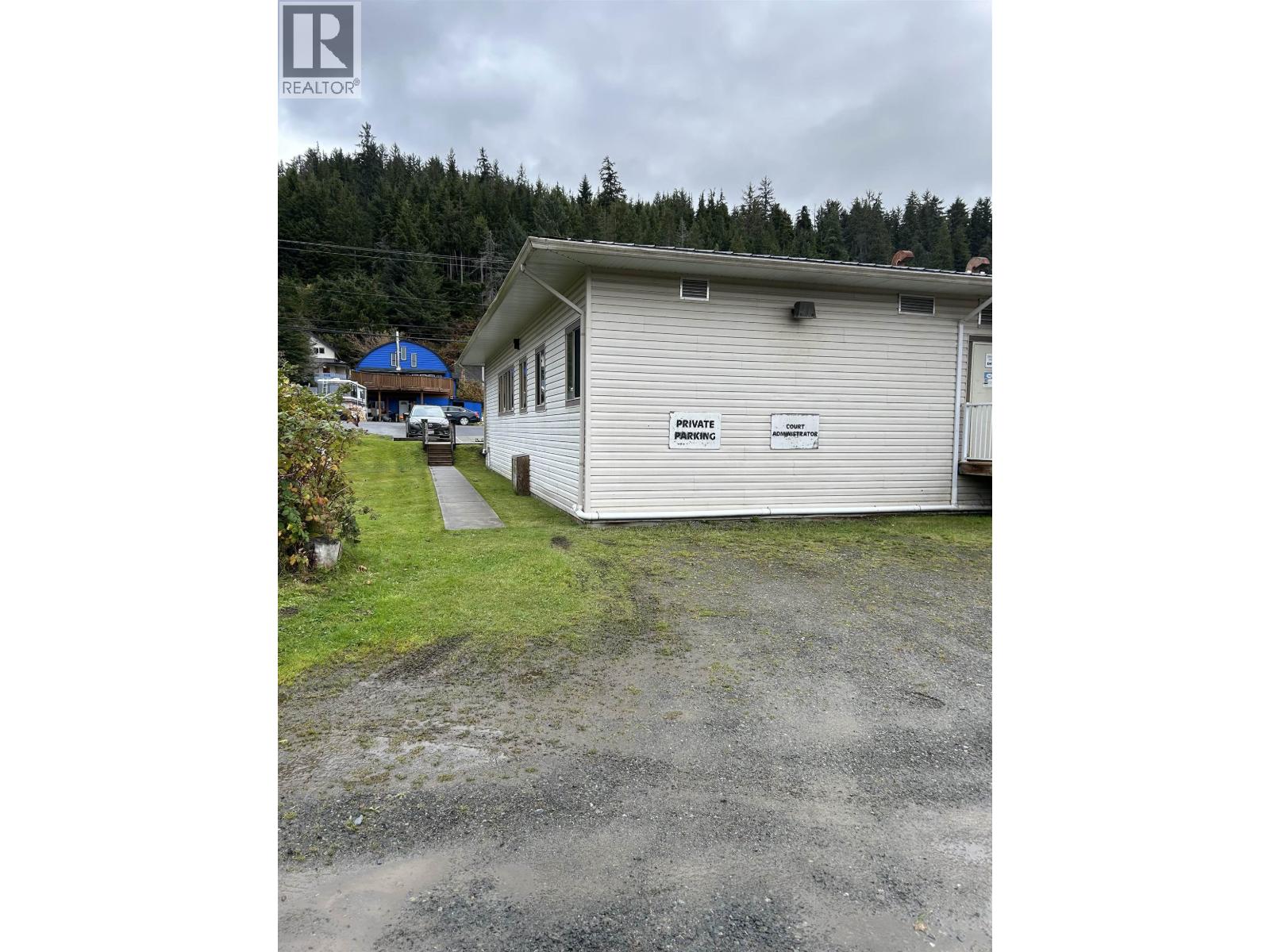 212 Oceanview Drive, Daajing Giids City, British Columbia  B4A 4G9 - Photo 4 - C8074688