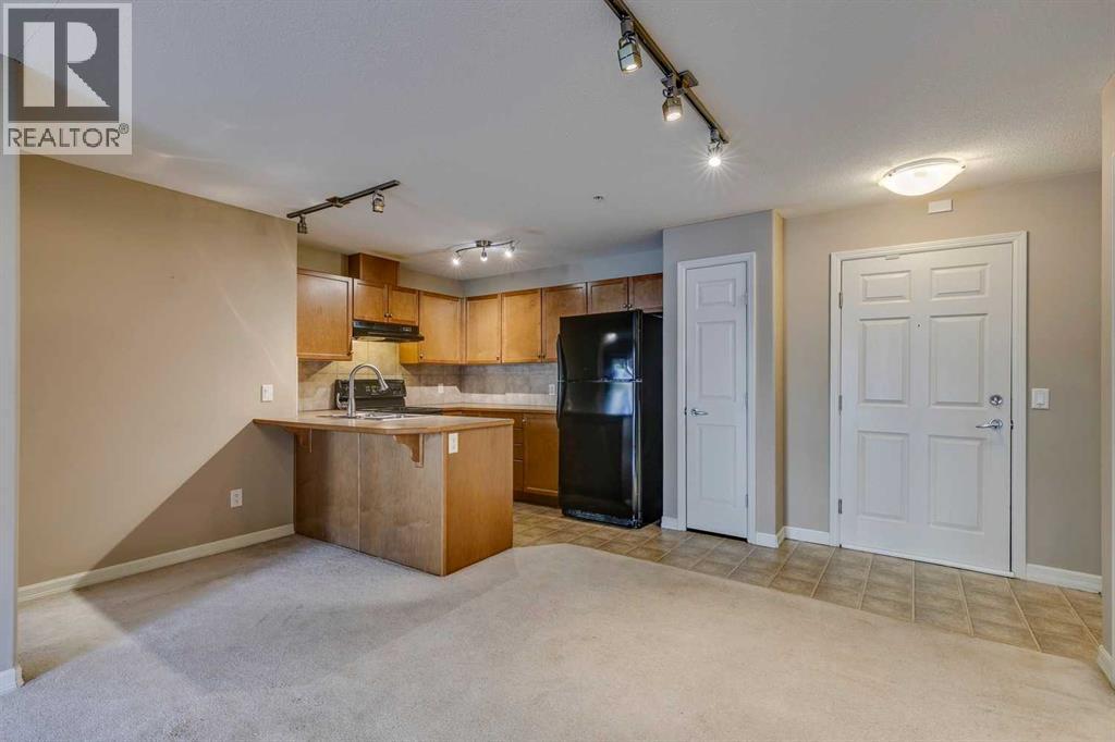 2114, 92 Crystal Shores Road, Okotoks, Alberta  T1S 2M9 - Photo 12 - A2261003