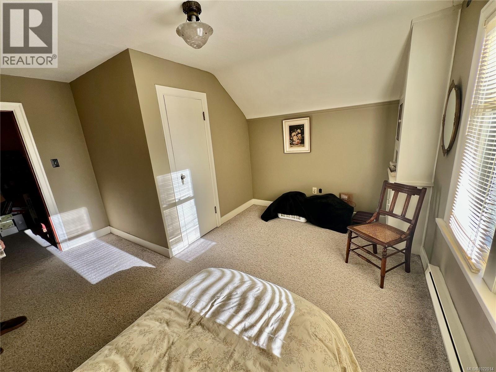 3681 Elliston Ave, Saanich, British Columbia  V8X 1R9 - Photo 25 - 1022014