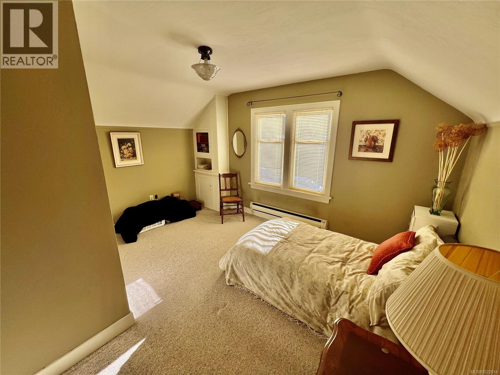 3681 Elliston Ave, Saanich, British Columbia  V8X 1R9 - Photo 24 - 1022014