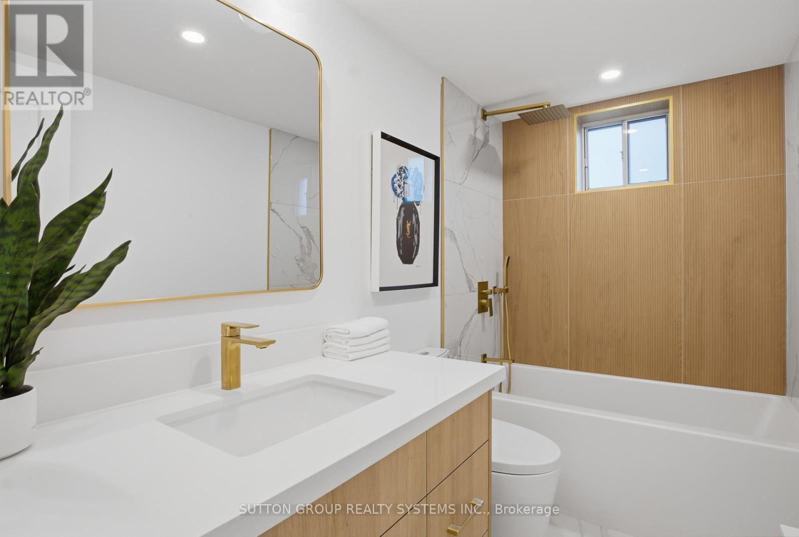 904 - 65 Southport Street, Toronto, Ontario  M6S 3N6 - Photo 12 - W12647114